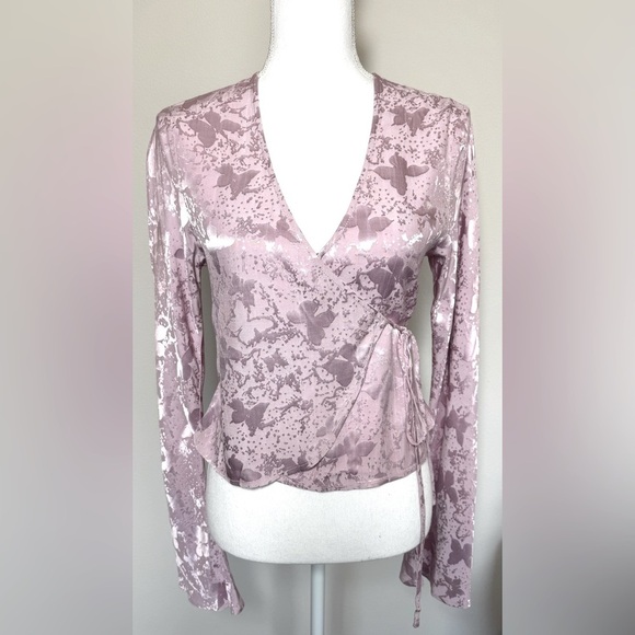 NWT ROLLA'S Rodeo Jacquard Butterfly Print Wrap Blouse Women Mauve Size Small - Picture 1 of 8